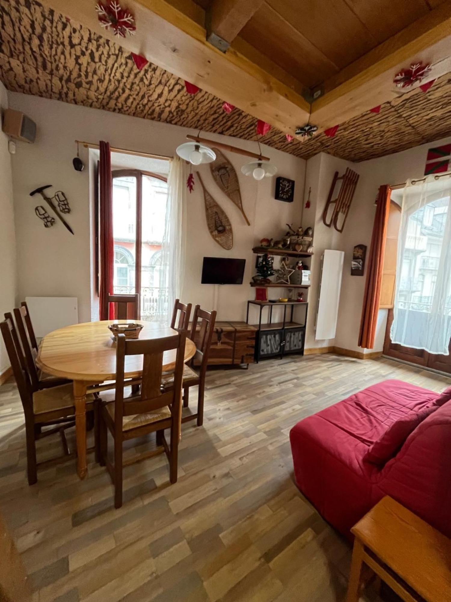 Appartement Proche Centre Ville 4 Personnes Proche Telecabine Wifi Couchages 2 Mezzanines 1Bz Residence La Tourette Cauterets Εξωτερικό φωτογραφία